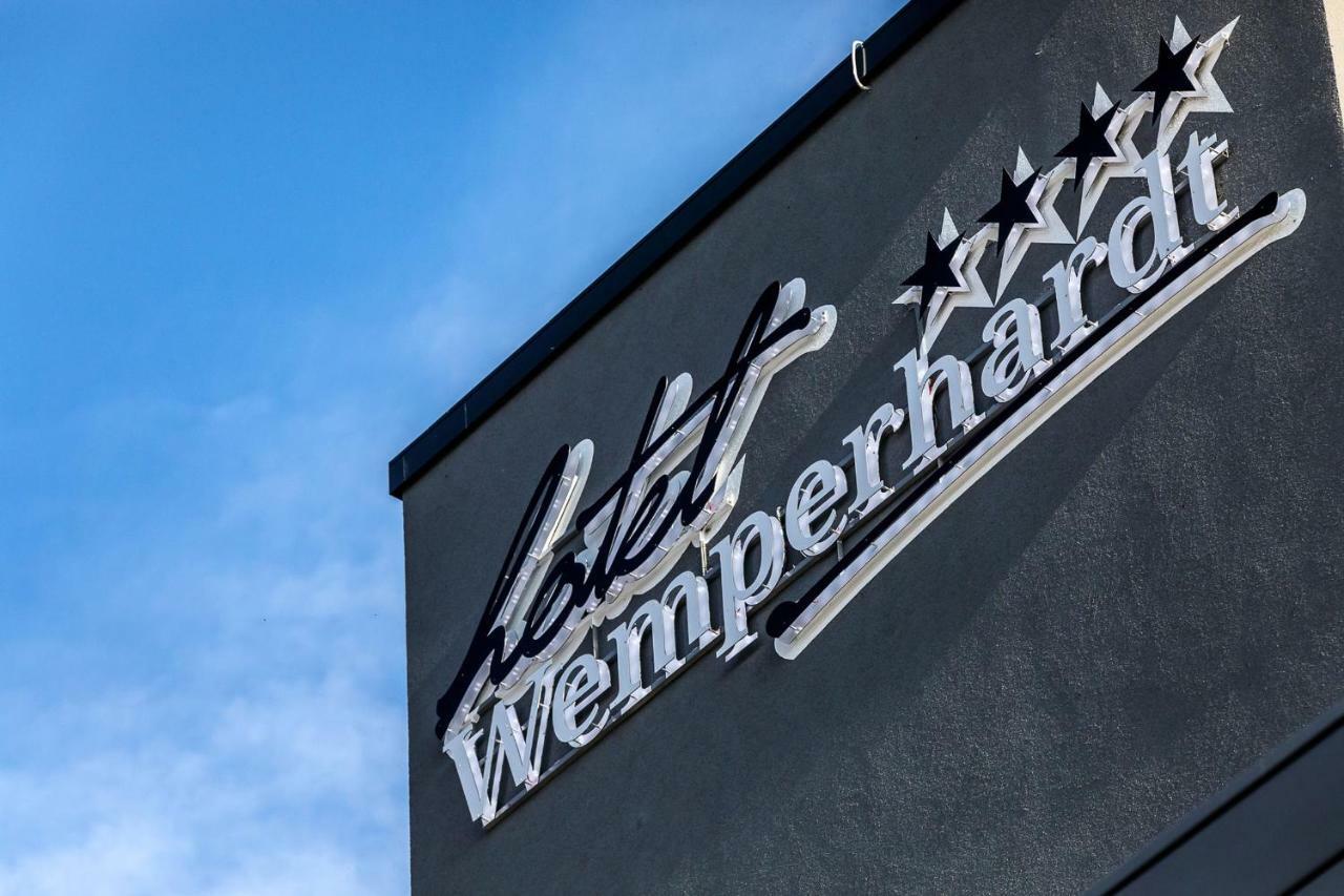 Hotel Wemperhardt Exteriér fotografie